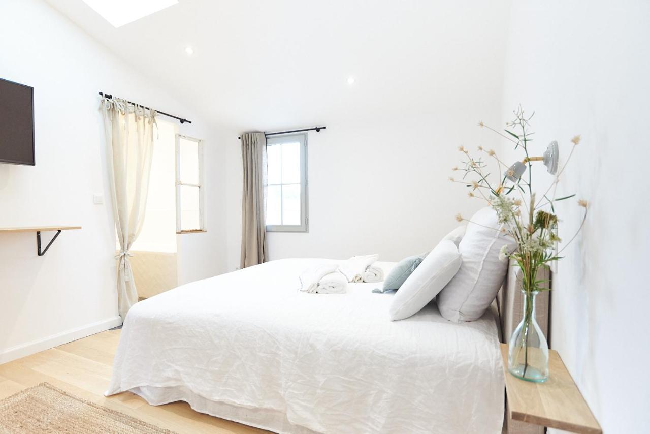 Maison 1634 - Climatisation, Piscine, Parking, Centre Ville, Petit-Dejeuner Compris Pézenas Esterno foto